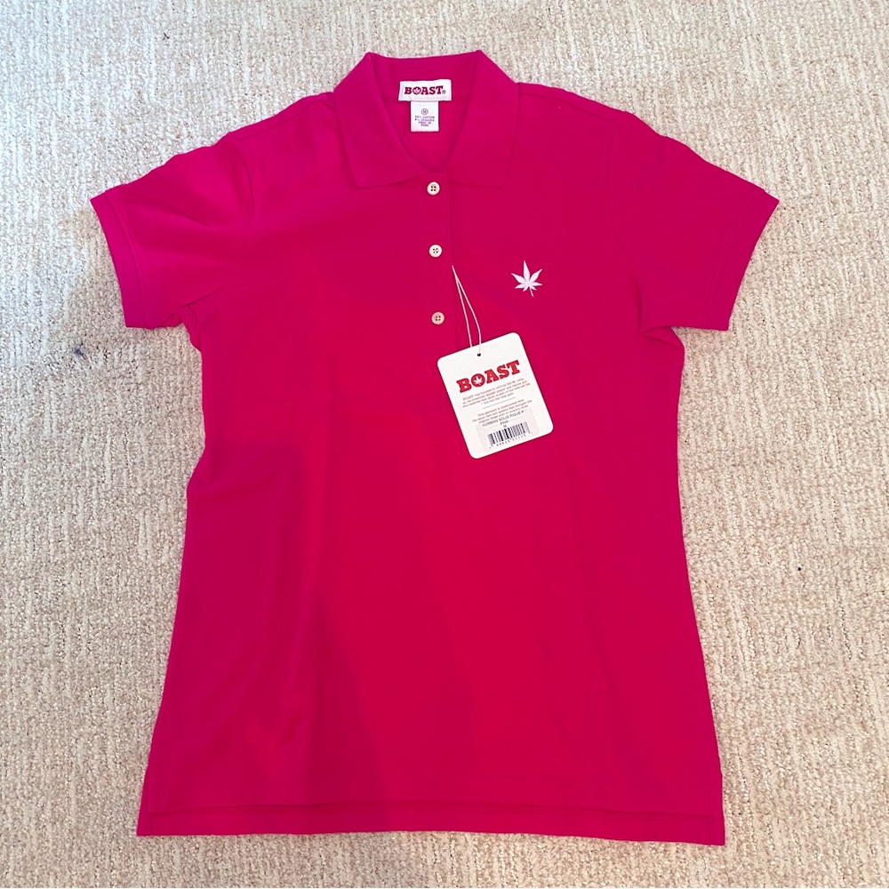 Boast NWT deep raspberry Pink Polo Shirt with Leaf Logo size Medium